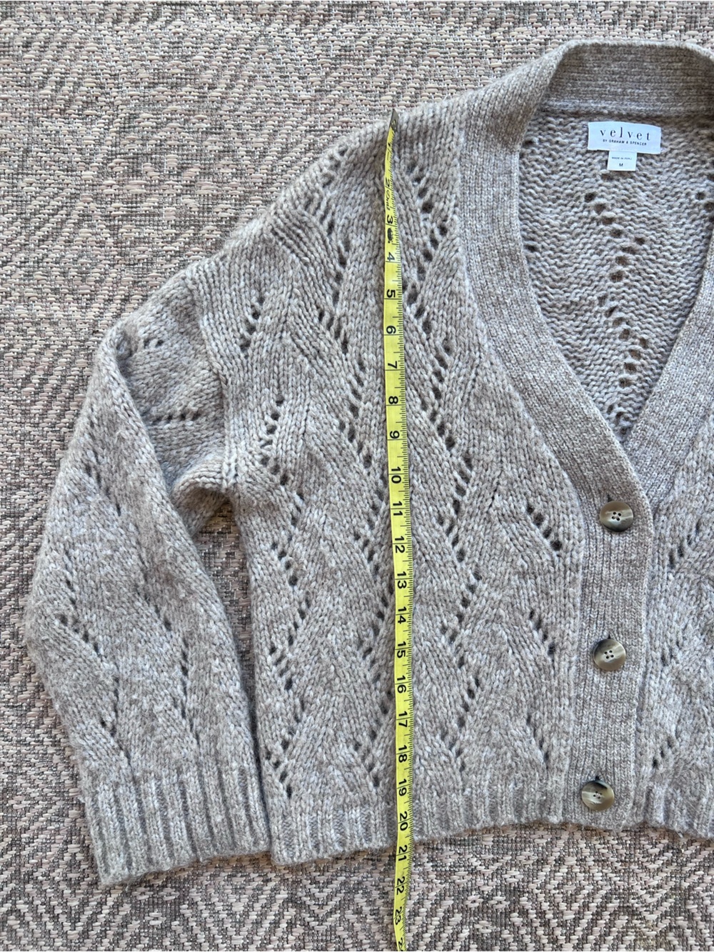 Velvet Graham Spencer Cardigan M Taupe Alpaca Wool Pointelle Cable Knit Peru - Picture 3 of 6